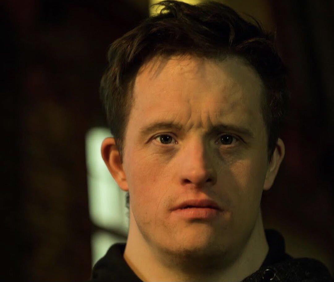 innocencefilm1's tweet image. In INNOCENCE ‘the central character of Dylan demanded an actor who was able to be sensitive &amp;amp; warm but also defiant &amp;amp; strong.’ @Ben_A_Reid 🎥🎬🎞
INNOCENCE is presented by @PortsmouthDSA 💚
#ForYourConsideration #InclusionInTheArts #InnocenceTheFilm