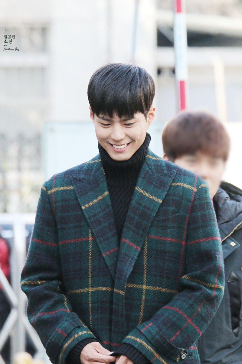 timetobogum's tweet photo. 160205 뮤직뱅크 출근 #박보검 https://t.co/ieEpmt24lP