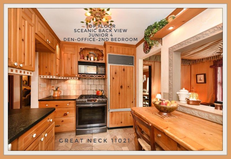 WeekendDigs's tweet photo. Top Floor "Interior Designed" Junior 4 (2 Bedroom) Co-op in #GreatNeck https://t.co/6nyLDnSiUp Presented by #MindyMilesGreenberg #DouglasElliman #GreatNeckForSale https://t.co/ybB1hmoEMk