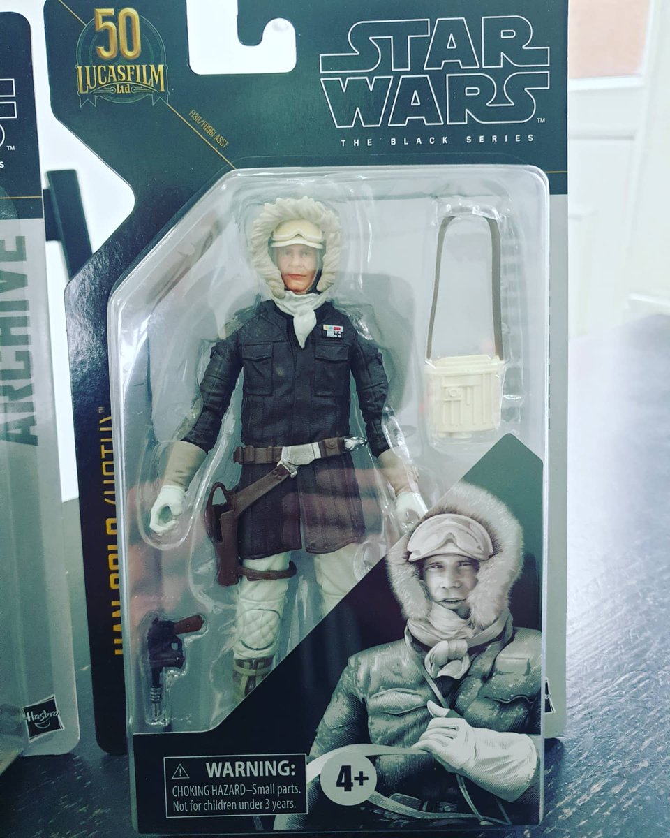 SmMarwood's tweet photo. Mail call 

Archive wave 3 into the collection. 👍

#starwars #blackseries #archiveline #wave3 #clonecommandercody #grandadmiralthrawn #lukeskywalkerhoth #hansolohoth #6inchfigures #starwarsfigurescollection #starwarsfansince1977 #starwarsfans https://t.co/GtBPPuUaUL
