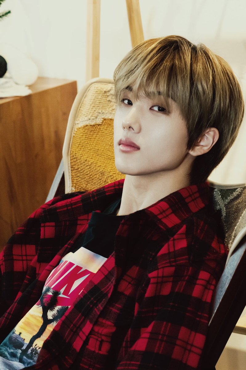 ForNCT_event's tweet photo. 2월 5일 12시30분 !
지성이의 생일 이벤트 해시총공을 마무리하도록 하겠습니다.
해시 두개 다 1위, 2위로 실트에 올랐어요.
총공에 참여해주신 모든 시즈니분들 감사드립니다.
#스무살의_지성이가_그려낼_청춘무비
#HAPPYJISUNGDAY
다시한번 지성이 생일축하해💚 https://t.co/gal4Cskq50