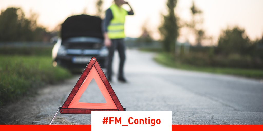 En caso de avería mientras conduces, aparta el vehículo a una zona segura lo antes posible. Activa las luces de emergencia, ponte el chaleco y pon los triángulos de emergencia según corresponda en el tipo de vía. 🛠🛠
#FM_Contigo  #SeguridadVial