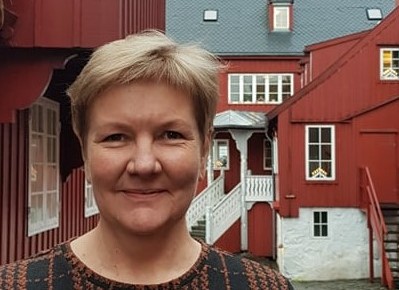 Kate Sanderson has taken up the post this week as new head of the Faroese Representation to the UK - remotely to begin with, but moving to London as soon as covidly possible 🇫🇴🇬🇧