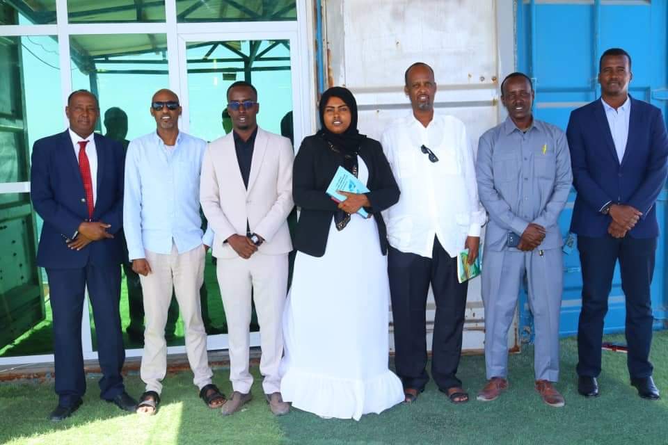 YecoSomalia's tweet photo. Today it was the last day of BBB 2021. The guests of this annual meeting include members from YECO and they're introduced useful ideas about reading and writing.

BBB was attended members from Benadir administration and civil society organisations.

Thank you BBB 2021 team. https://t.co/ksr51AtD85