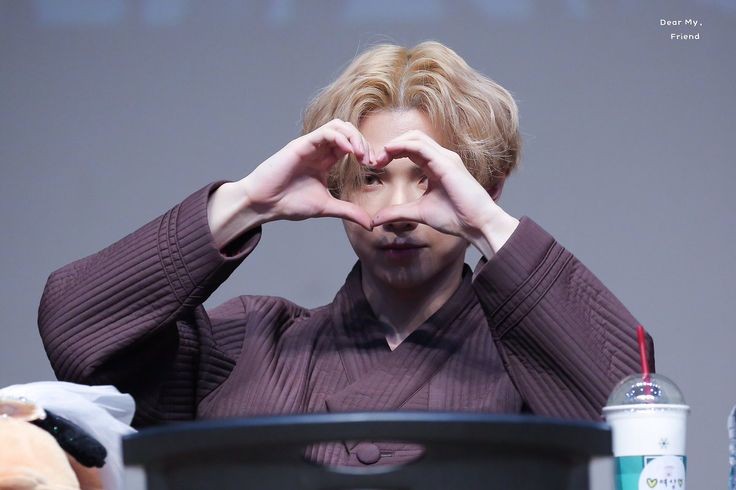 yeosang cares! tweet media