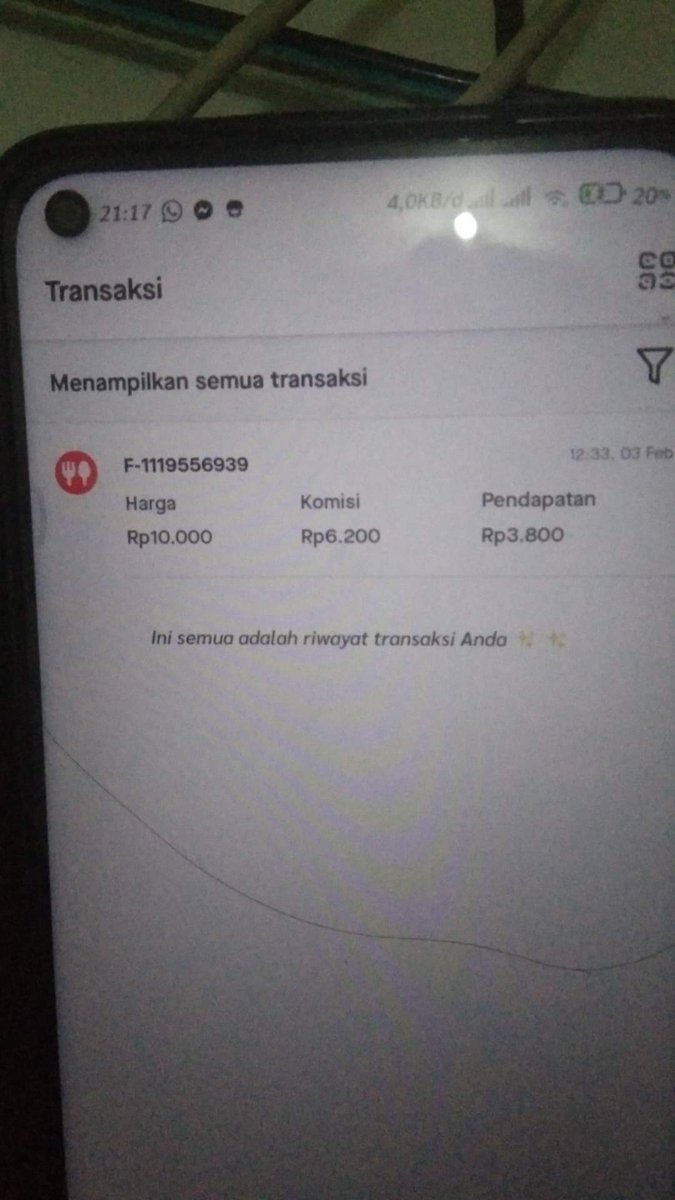 Sungguh gwa ga paham sama GO-FOOD yang bikin skema komisi super jahat kayak gini.Merchant-merchant pada ngeluh.