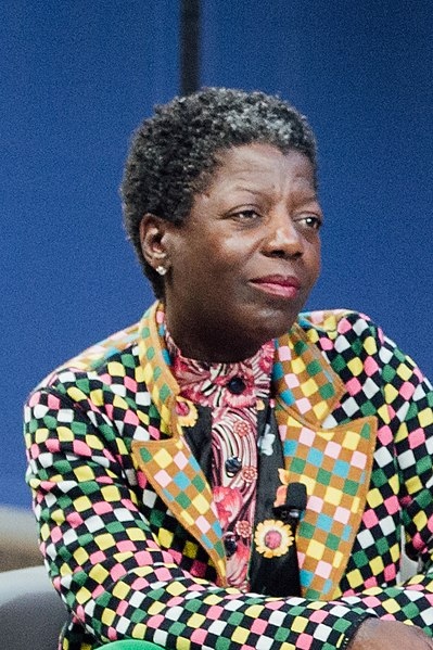 dpomofomo's tweet photo. Watching a video of Thelma Golden, curator at the Studio Museum in Harlem, discussing how art examines and redefines culture. As relevant now as when she first recorded this talk in 2009. https://t.co/SjJue0NNpr #blackfutures #blackhistorymonth #inspiration #thelmagolden https://t.co/bBlSZfQMJg