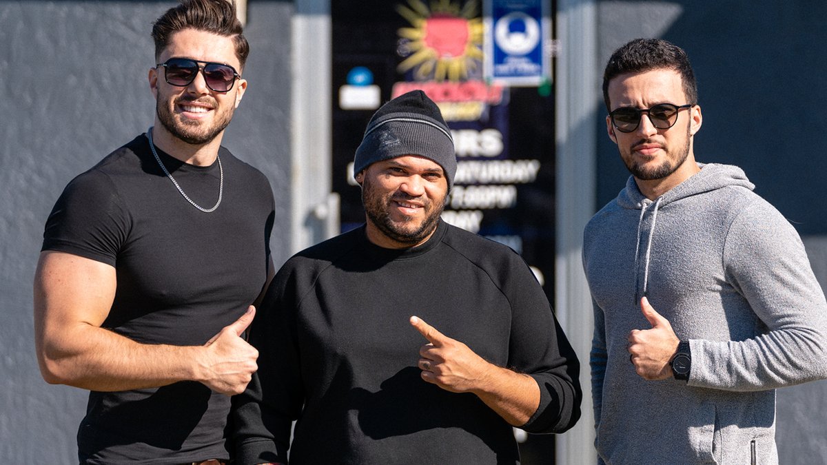 Amerika'da Berberler Ne Kadar Kazanıyor? | Mahalle Berberi
youtube.com/watch?v=RgwVjd…