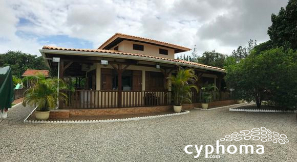 cyphoma_com's tweet photo. Le jeudi c’est l’immo chez Cyphoma. :lunettes_de_soleil:
 Pour consulter l'annonce cliquez sur le lien : https://t.co/NnYyTPvFLB
 #jeudiimmo #Cyphoma #petitesannonces #immobilierdeprestige #immobilier #guyane #Guadeloupe  #Martinique#saintbarth #saintmartin #bonnesaffaires https://t.co/vqlavEy4sm