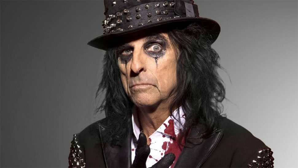 Happy Birthday to Alice Cooper who turns 73 today!!! 