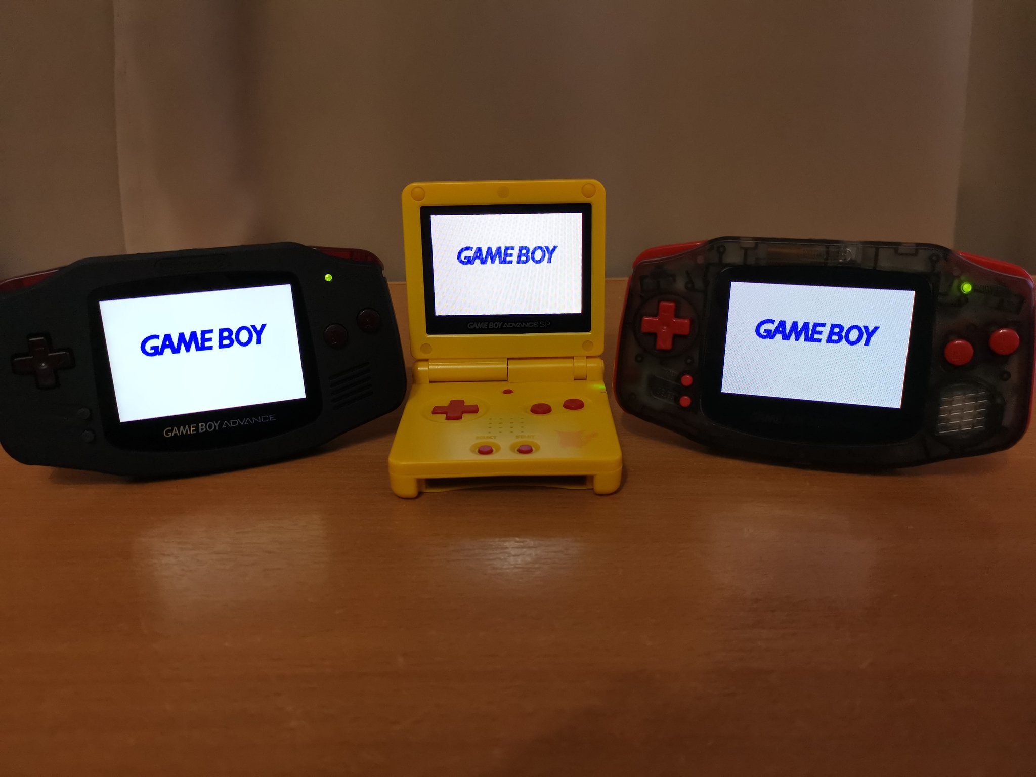 EtZW1uwXUAMokmS?format=jpg&name=large