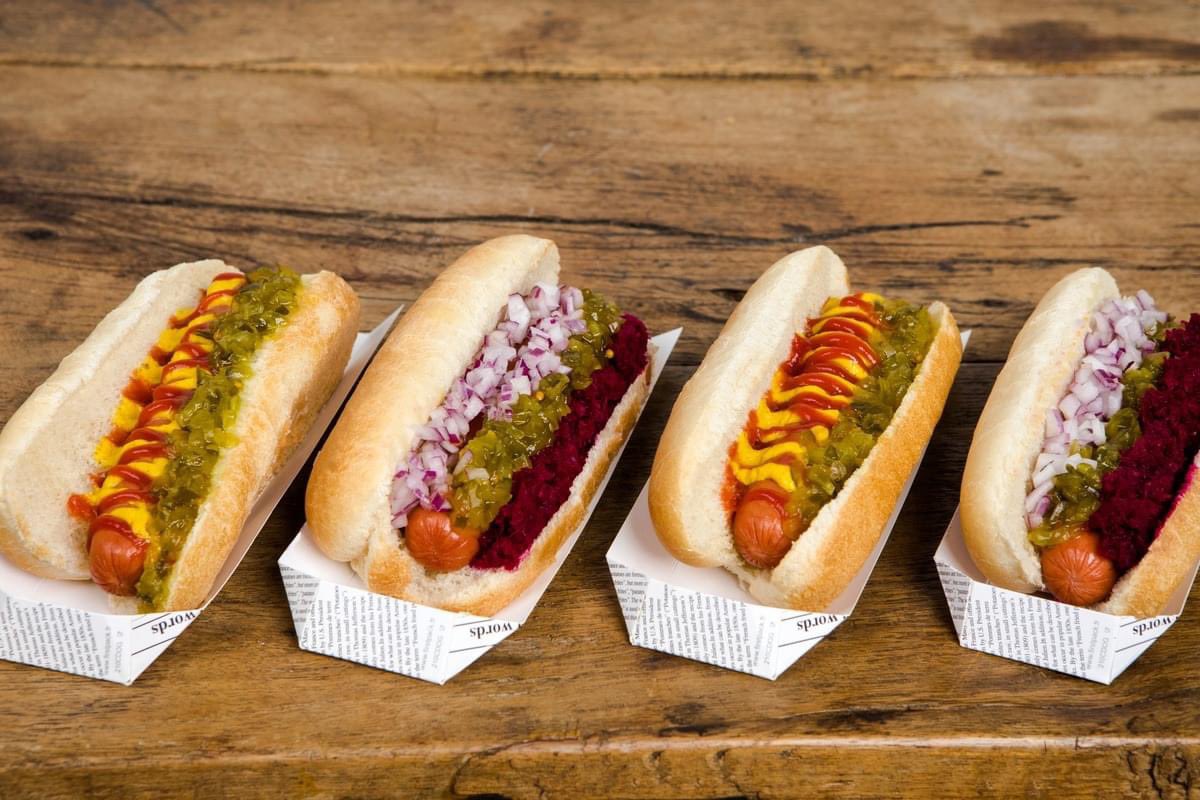 Upgrade your presentation! Use our convenient and trendy Newspaper Printed Hotdog Tray! 100% recyclable and grease resistant. 
#hotdogholder #hotdogtray #snacks #togo #takeout #ecofriendly #kloversales