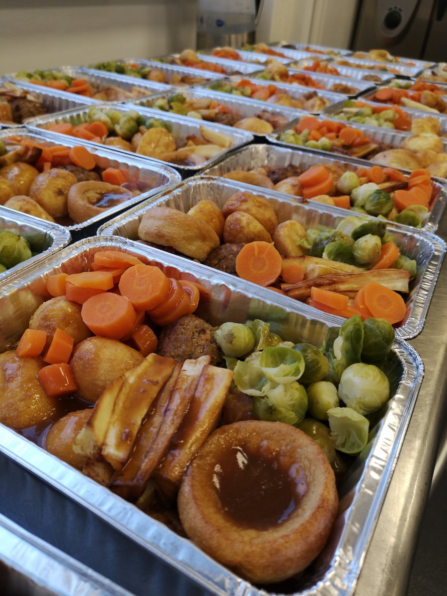 BuildRelPR's tweet photo. Community support is important now more than ever during the Covid-19 pandemic. Client @BarrattHomes has leaped into action to support initiatives in Faversham and Aldershot that provide food for members of the community that are most in need. https://t.co/qK6BxBJt2x