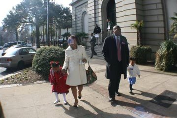 SteveBenjaminSC's tweet photo. It was an eternity ago that we began this journey @ColumbiaSC 

This was the cool day in 2010 that I filed to run for Mayor. 
The girls were so small. 🥰

Our family has been blessed to serve  ever since. 

This chapter may end soon-our term of service never will. 
Thank you. 🙏🏾 https://t.co/rcOSc8yEyC