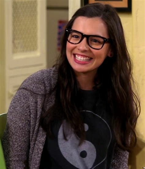 hcslesbian's tweet photo. Elena de One Day At A Time é Lésbica (canon)! https://t.co/MifkExEm3G