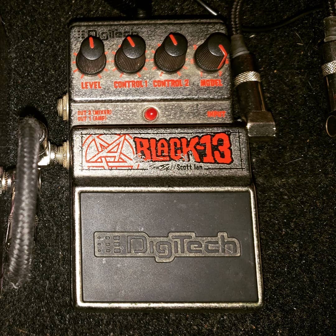 We love seeing all your old-school pedals! Share your #DigiTech or #DOD classics, tag us, and use #VintageDigiTech for a chance to be featured! Thanks for sharing, IG user arise_from_roots! 🤘🤘 #ThrowbackThursday