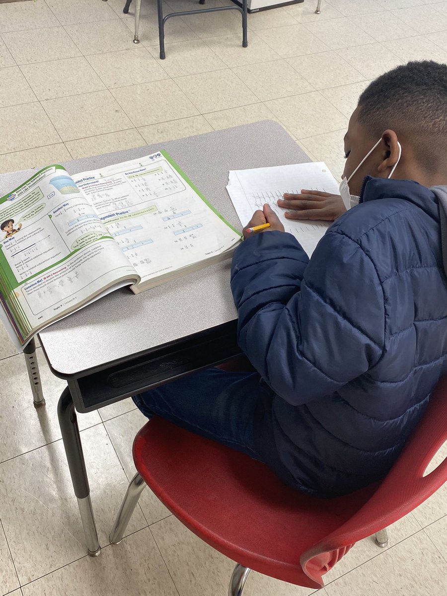 Teacher_Table's tweet photo. Today's lesson in 4th-grade math was subtracting fractions with like denominators. These pictures show how we can make the rigorous material accessible to all student levels. One student needed scrap paper to subtract the numerators, while the other student needed no support! https://t.co/VjaSCXGM1l