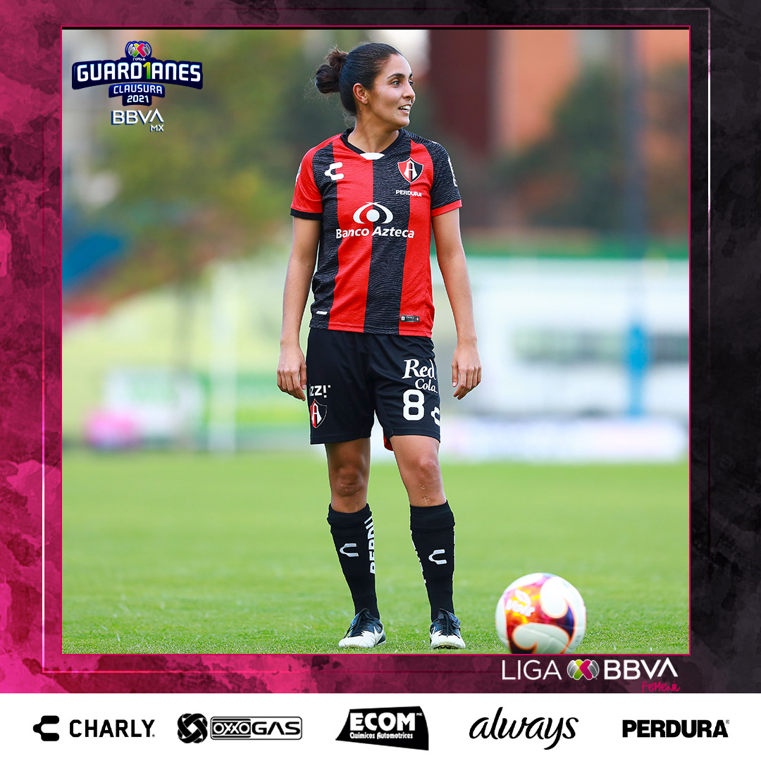 LigaBBVAFemenil's tweet photo. ¡¡¡Golazoooo rojinegro!!! ⚽❤️
Con un potentísimo disparo, @kandreagm acortó distancia en los números oficiales entre @AtlasFCFemenil 🦊 y Pachuca.
García viste los colores de la Academia desde el #Ap2018, el ⚽ de hoy, fue su segundo tanto en la #LigaBBVAMXFemenil 🎀 https://t.co/G8PZJaypKB