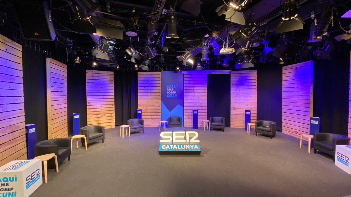 SER CATALUNYA (@sercatalunya) on Twitter photo Últims retocs del Toreski pel debat Aquí se la juguen.
DEMÀ | De 8.30 a 10h.
<a href="/JosepCuni/">Josep Cuní</a> moderarà el debat electoral de l'equador de la campanya amb <a href="/perearagones/">Pere Aragonès i Garcia</a> <a href="/salvadorilla/">Salvador Illa Roca</a> <a href="/LauraBorras/">Laura Borràs 🎗</a> <a href="/carrizosacarlos/">Carlos Carrizosa</a> <a href="/jessicaalbiach/">Jéssica Albiach</a> <a href="/angelschacon/">Àngels Chacón</a> i <a href="/mariadolorsa/">Dolors Sabater Puig</a>
@AquiCuni Últims retocs del Toreski pel debat Aquí se la juguen.
DEMÀ | De 8.30 a 10h.
<a href="/JosepCuni/">Josep Cuní</a> moderarà el debat electoral de l'equador de la campanya amb <a href="/perearagones/">Pere Aragonès i Garcia</a> <a href="/salvadorilla/">Salvador Illa Roca</a> <a href="/LauraBorras/">Laura Borràs 🎗</a> <a href="/carrizosacarlos/">Carlos Carrizosa</a> <a href="/jessicaalbiach/">Jéssica Albiach</a> <a href="/angelschacon/">Àngels Chacón</a> i <a href="/mariadolorsa/">Dolors Sabater Puig</a>
@AquiCuni