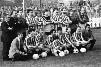 In 1985 following special dispensation from FIFA and the IFA Derry successfully applied to join the League of Ireland (Republic of Ireland)They beat  #Homefarm 3-1 in the inaugural game  #JanuDerry