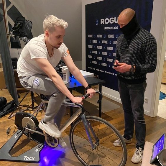 We've taken our nutrition pillar to next level lead by sports scientist & nutritionist  @electricthomson who's working closely with  @RgeFoxy1 developing nutritional strategies & meals aligned with the fitness goals & training that transfer for wellbeing & in-game performance.