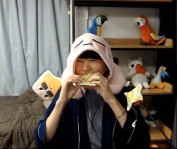 chostarmoon2005's tweet photo. 좋아하는 각별님 사진이 너무... 너무 많은데 https://t.co/6VvPDtFb7i