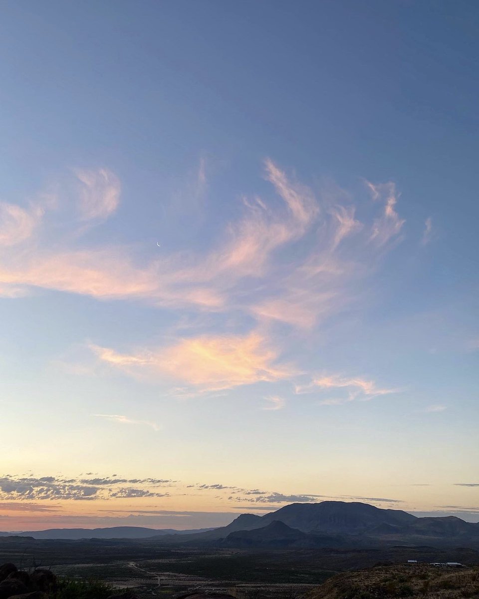 greysonchance's tweet image. hiiii, my name is greyson and im from oklahoma. i love the people who listen to my music more than i probably love myself, and they are the reason why i exist 🥲 🤍 #greysonchancetwittermeetup