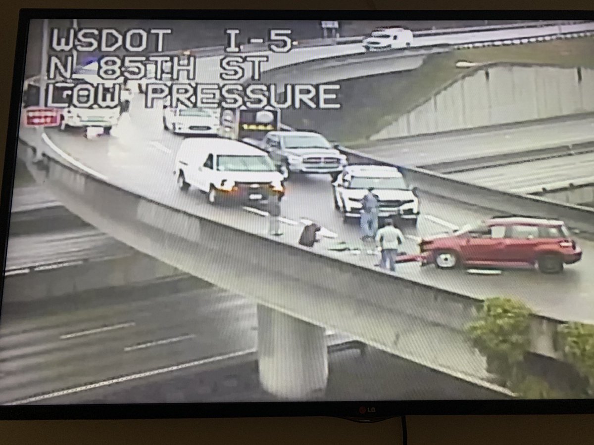 wspd2pio's tweet image. ⁦@wastatepatrol⁩ troopers just arriving at this one car rollover NB 5 to 85th. #UseCaution on the ramp.