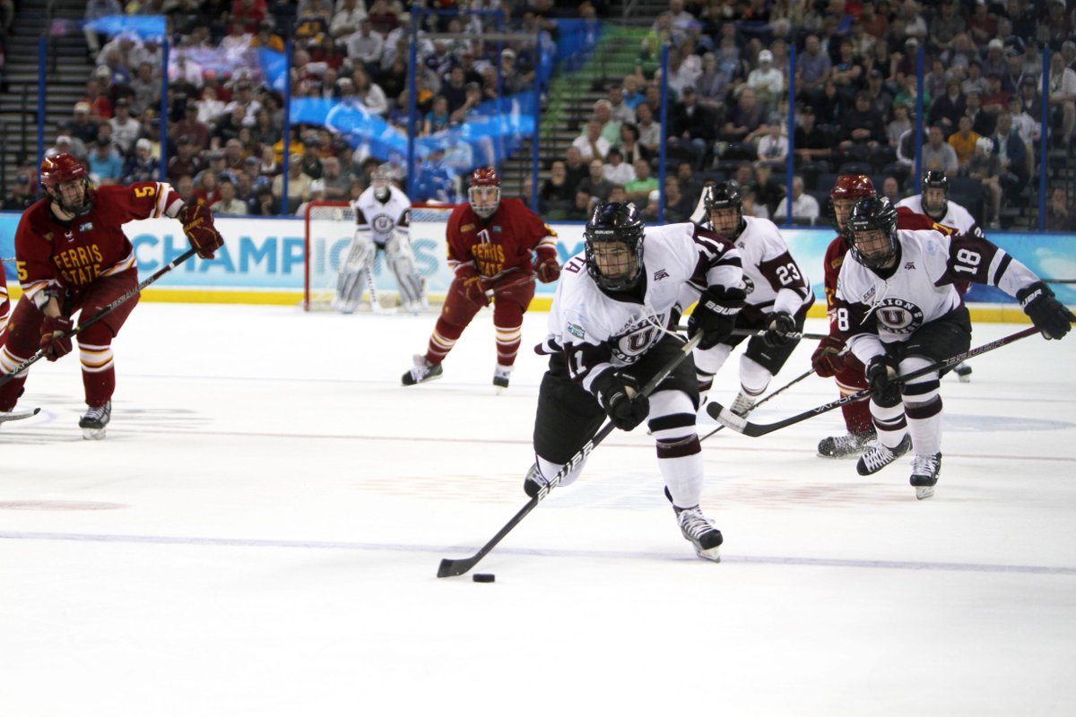UnionStuAct's tweet photo. This is a #ThrowbackThursday to the first time Union College Men's Ice Hockey went to the Frozen Four in Tampa, Florida in 2012!

#UnionStuAct #UnionGetinvolved #UnionCollege https://t.co/pTKU0A6R9E