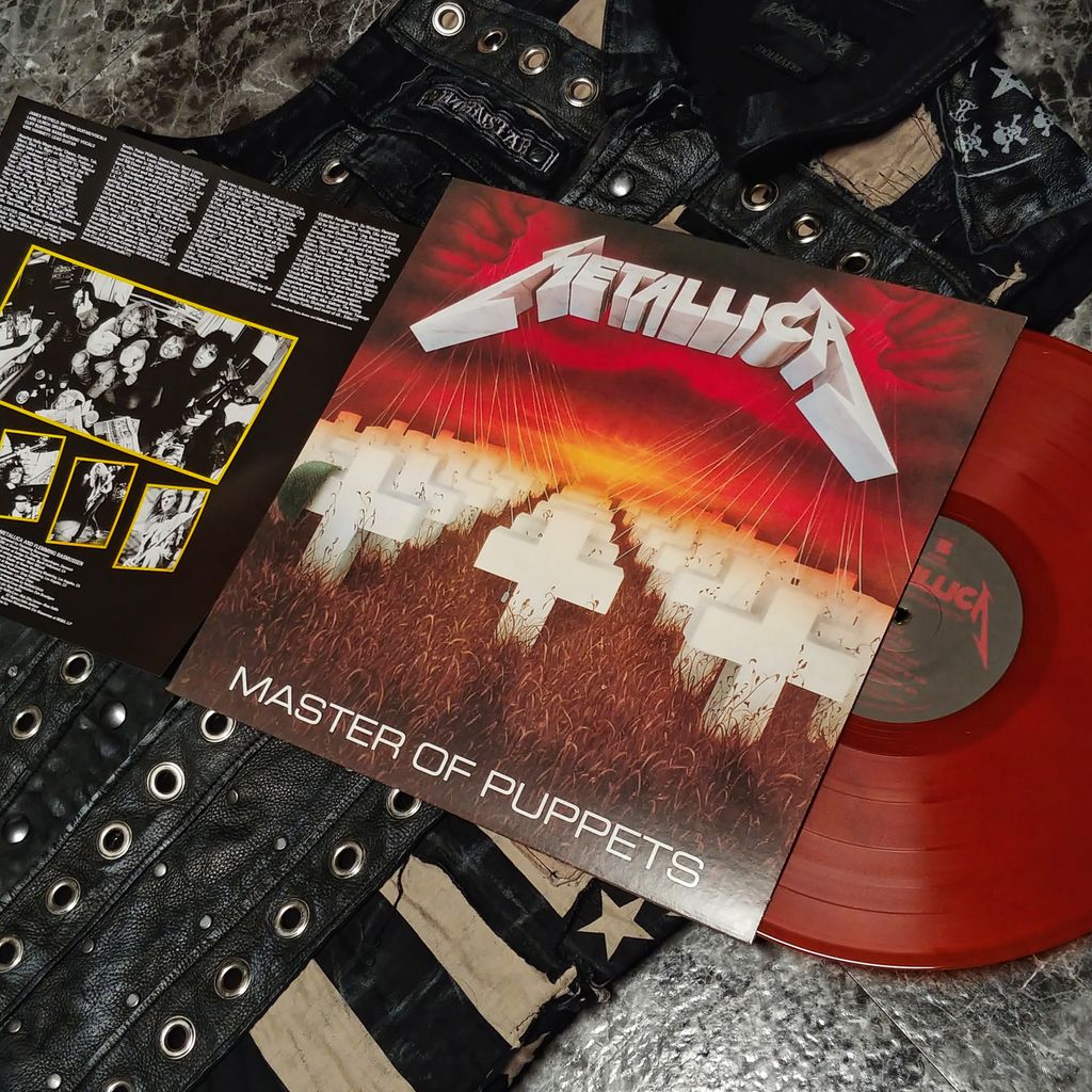 wornstar's tweet photo. #TurntableThursday
Would you put this record on your "Deserted Island" list? @metallica "Master of Puppets on Battery Brick  Vinyl crankin' in the @wornstar shop today. Absolute METAL masterpiece! https://t.co/5tcFMYbtla