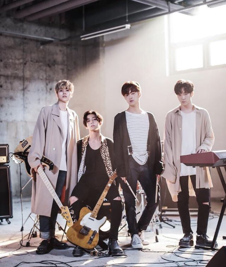 Солист группы the rose. Errare humanum est эскиз. The rose is the most deeply ingrained. The rose is the most deeply ingrained. Группа the rose.