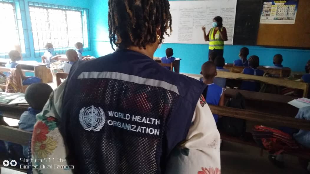 action_edo's tweet photo. @WHO,@NCDCgov Supporting @Edo team on supervision of schools following resumption after the long lock down to access level of compliance to the #COVID19 guidelines 
#AvoidClosedSpaces.
#AvoidCrowdedplaces.
#AvoidCloseContact.
#ApropriateUseOfFaceMask 
#HandWashingIsKey https://t.co/A7LyZNJeWO