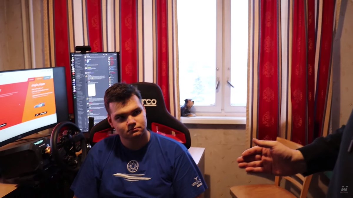 DrillersSimsprt's tweet photo. 📹 Henri got interviewed in Estonian youtuber Karel Piiroja his vlog last Tuesday

Go check it out! ⤵️

https://t.co/HhQN1N81N4 https://t.co/XJZNnNaVZn
