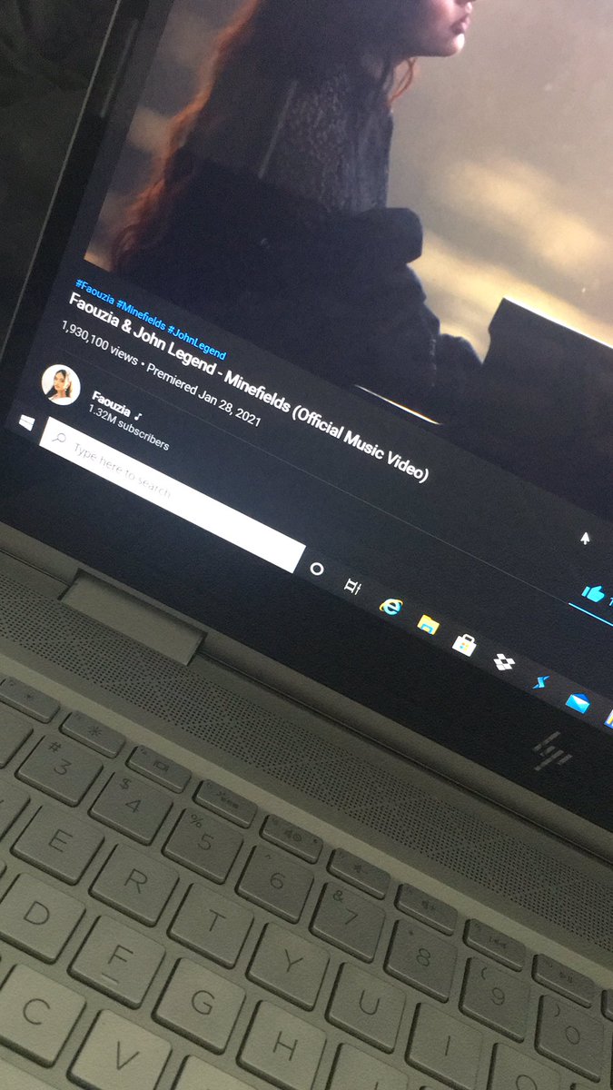 FFawnies's tweet photo. keep streaming!!!! sooo close to 2M!!!!🖤✨ #minefieldsvideo https://t.co/wf7qJ6yLm5