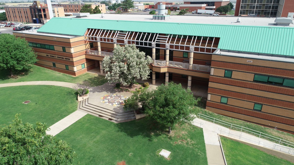 SWOSUNSO's tweet image. Campus Spotlight! 

The General Thomas P. Stafford Center! A.K.A. The Stafford Building (STF). Home to the Dean of Students office, Student Financial Services, Academic Success Center, and New Student Orientation! The computer lab in Room 128 is open Sun - Fri w/ free printing!