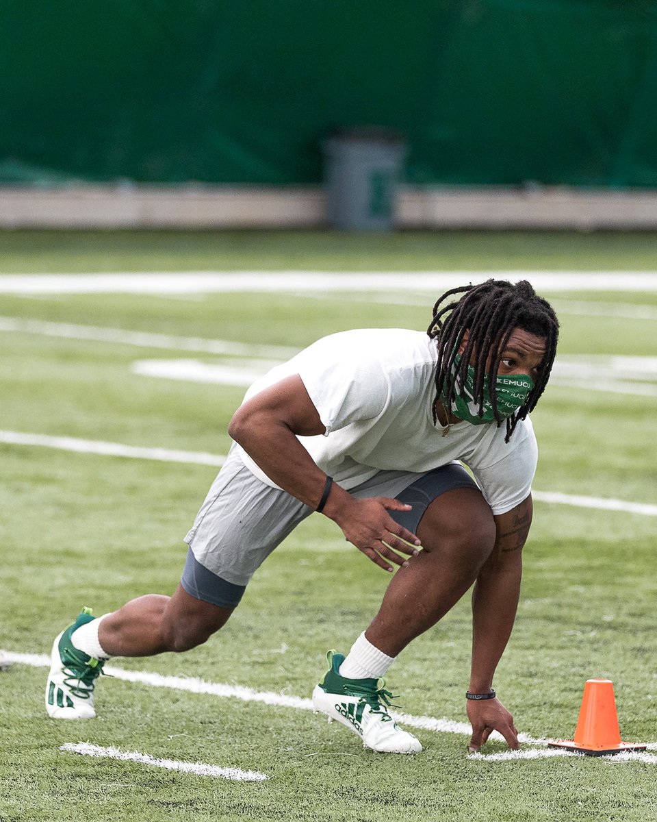 higherupcentral's tweet photo. It’s A Marathon, But We Like To Sprint
#RIQSHOTIT | @EMUFB ⛓📈🏈 https://t.co/0ERUdrVHZb