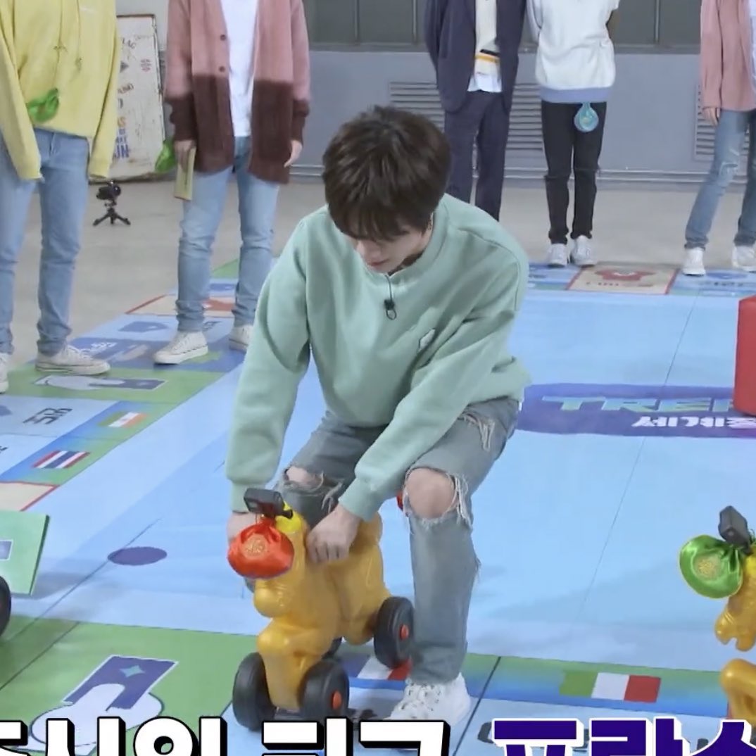 godyemm's tweet photo. Baby Item
#BANGYEDAM
#트레저 #TREASUREMAP #EP_33 #BLUE_MARBLE_GAME #부루마불 https://t.co/JsVOUruSCd