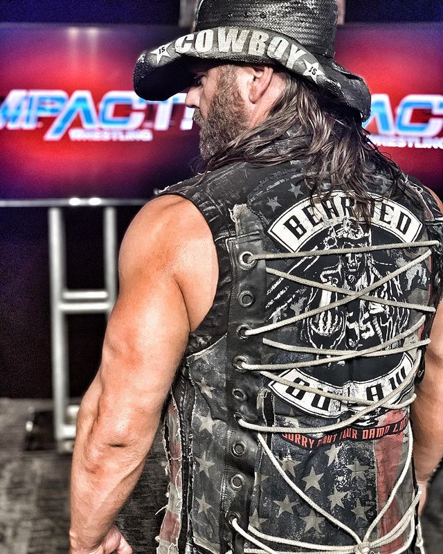 Not the Real James Storm (@jamesstormdcc) on Twitter photo 
