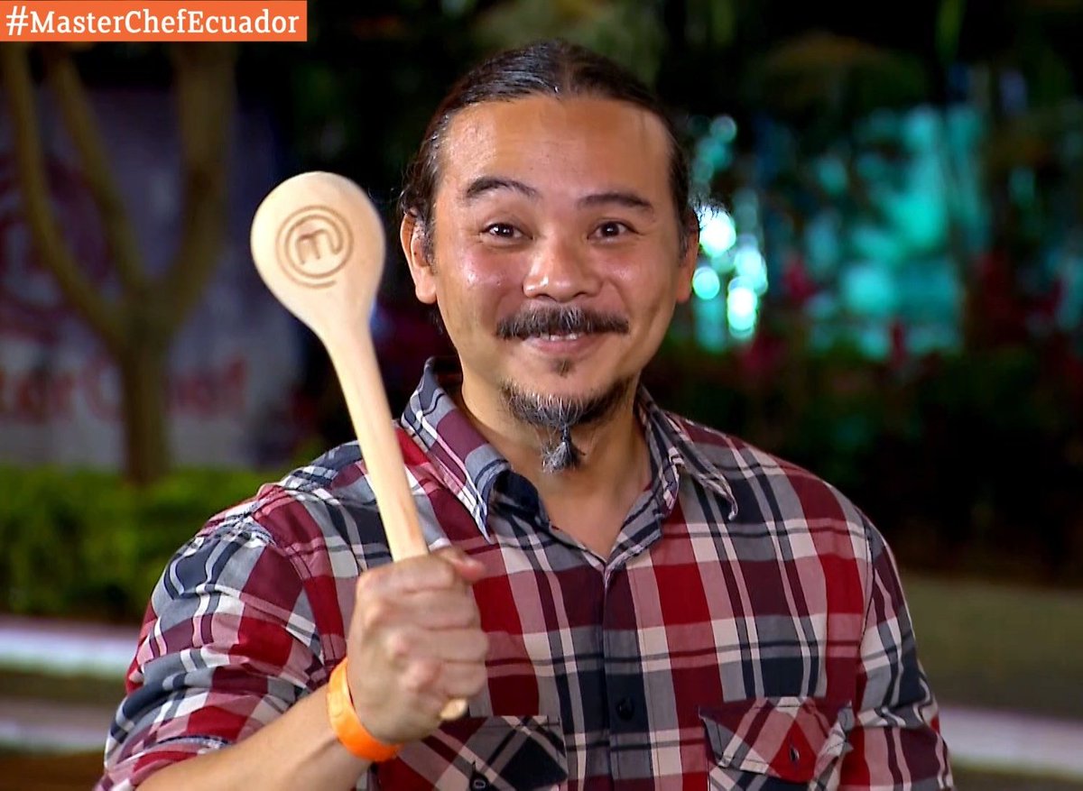 ChristianSuzuki's tweet photo. Yo nunca les pido nada pero...

No se pierdan el capítulo de mañana de #MasterChefEcuador 🙏🏻 https://t.co/y91a5bhkne