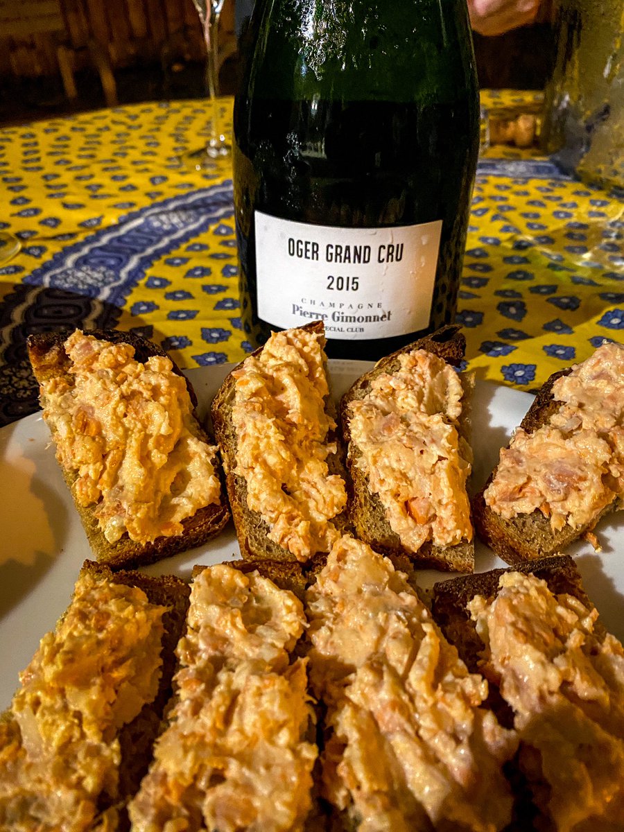 For Valentine’s I’ve been marrying Champagne with quick bites. This is the most rustic of the group: house-smoked salmon rillettes on multigrain sourdough toast - Smokey, buttery, tangy matching flinty, creamy, crisply acidic Chardonnay from Oger. <a href="/PGimonnetFils/">Champagne Gimonnet</a>