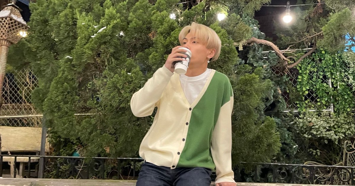 jongseung_'s tweet photo. 💛💚 https://t.co/Y8m9Xj75e7