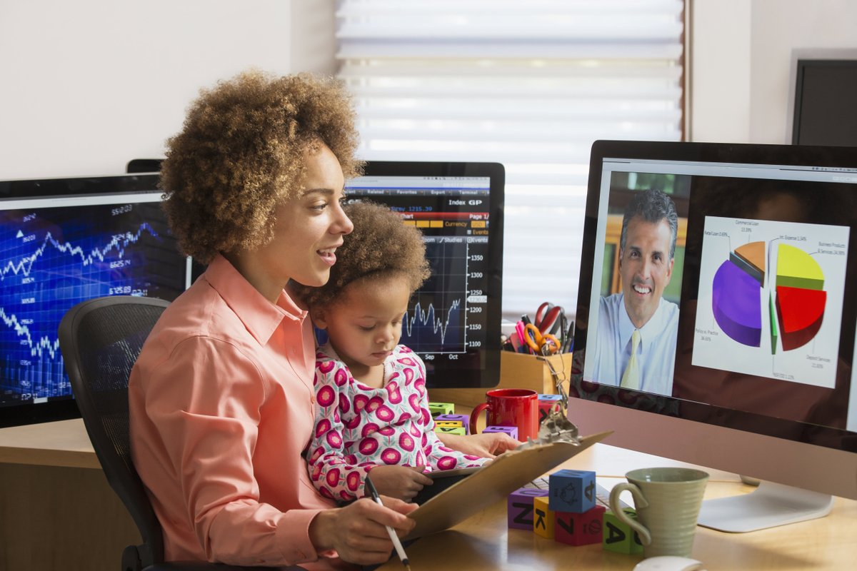 _Jamie_Davis's tweet image. As an #HR leader, I want to make sure that the #FutureOfWork looks bright for everyone. Increased flexibility has pros and cons, as we've seen from #RemoteWork. What are some pros and cons that you face? #ProsAndCons #HumanResources @SchmidtKiersten
cnbc.com/2021/01/27/fut…