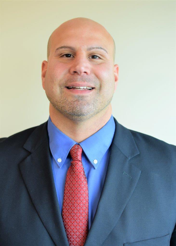 WoodstockHS1's tweet photo. Woodstock High School welcomes TROY HOFF as our new Head Football Coach! Looking forward to the future! Welcome to the Wolverine Nation Coach Hoff! WE ARE WOODSTOCK! #allin @whsathlactivity @WoodstockFtball https://t.co/E2apS9wL3Q