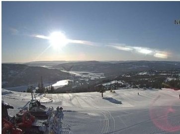 GinaHollin's tweet photo. Fake suns I caught on live cams this morning (2) I believe the the 2nd and 3rd pic where in Sweden. Looks like I caught it glitching and showing the technology up there. The orbs I believe are reflections off the technology. #fakesun #synsun #sunsimulator #skynet #๐toSee https://t.co/kTOtpoIMhz