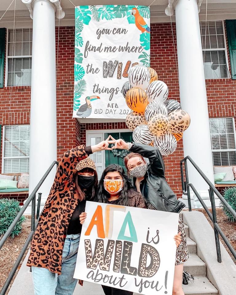 MercerAlphaGam's tweet photo. 4 new members have found their home at Alpha Gamma Delta! We are W I L D about you ❤️🐯 #goalphagam #queenofthejungle #biddaybestday check out our TikTok merceralphagam for a fun Bid Day recap! https://t.co/iWZam0JsS4