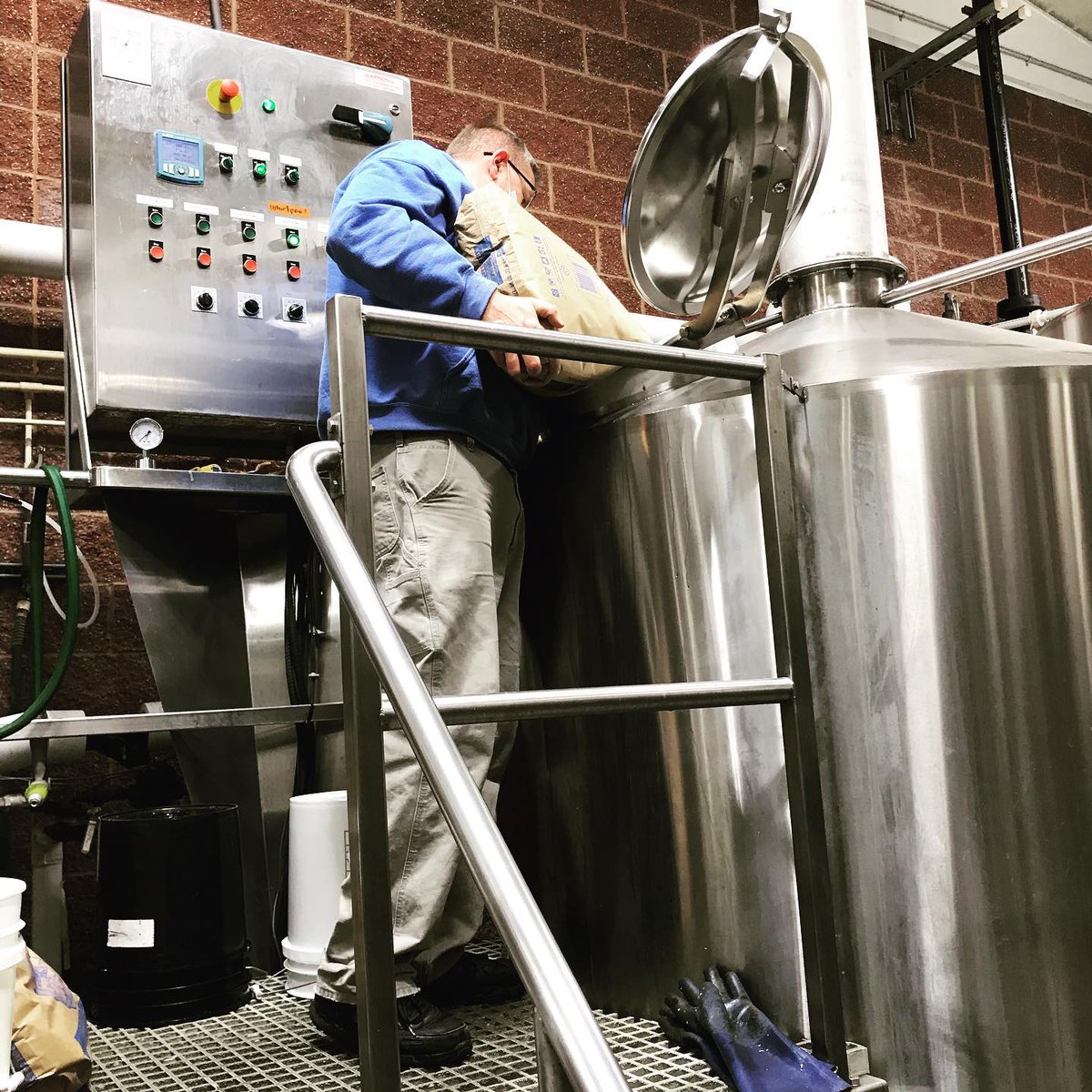 ExcelBrewery's tweet image. Sugar going in. Hard seltzer, anyone?
#excelbrewing #craftbeer #craftseltzer #hardseltzer