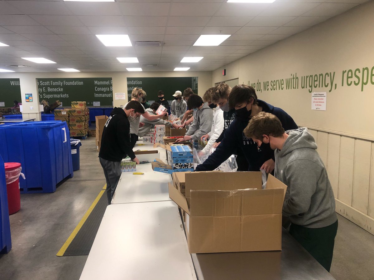 MillardWestLax's tweet photo. Today our players spent their day off packaging backpacks for kids in the metro area!

Thanks to @Food4Heartland for helping us volunteer in the community and @MWGLax for joining us in this opportunity!

#WildcatPower https://t.co/fGLfLUQZV2