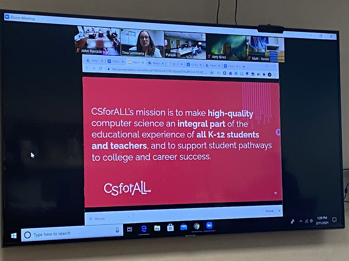 DrRavizza's tweet image. Great @CSforALL SCRIPT Workshop today with @TLemmensCESA7 and @mrsbires from @CESA7 for our team from @SFXavierHawks #CSforALLSCRIPT #CSforALL