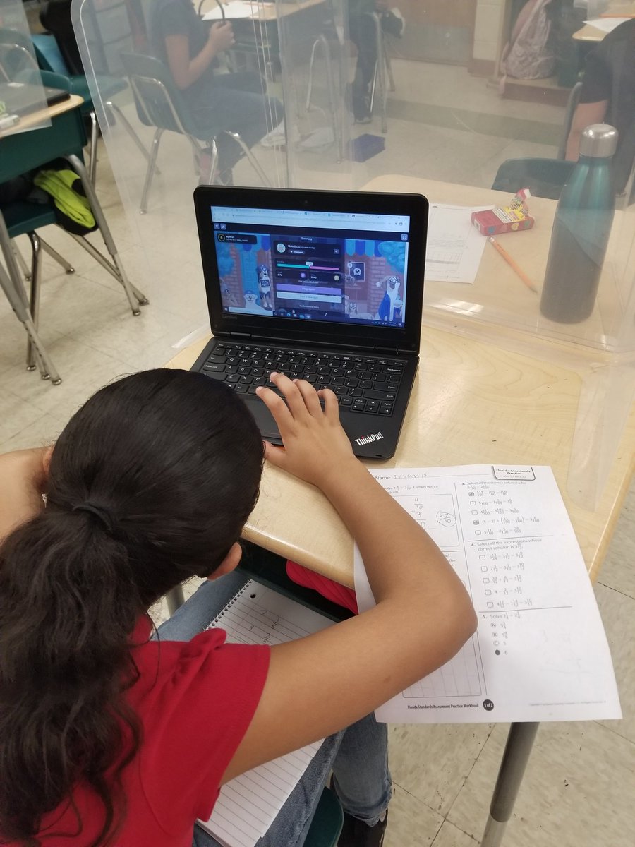 AshleyHatch13's tweet photo. I love differentiated instruction especially during centers. Today student's needs were met with @nearpod  and  @quizizz.  Nearpod and quizizz can make any worksheet fun. @Proud2BeAtPride #vcsmath https://t.co/kPnIOycZzJ