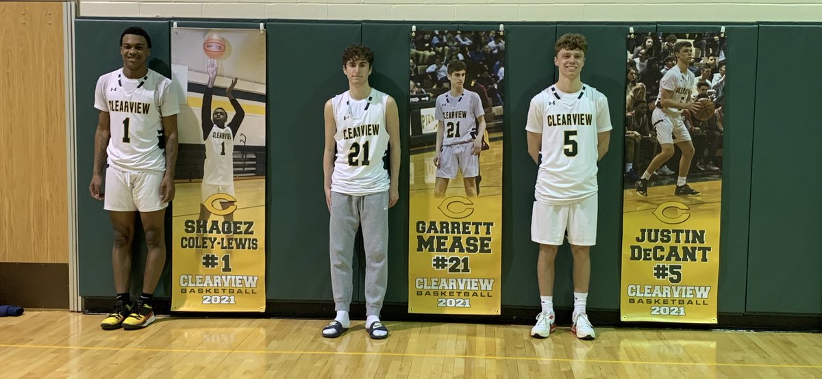 Congratulations to our Senior Basketball Players &amp; Parents! Thank you for your dedication to the HS Basketball Program. You will be missed!! GO VIEW!!!